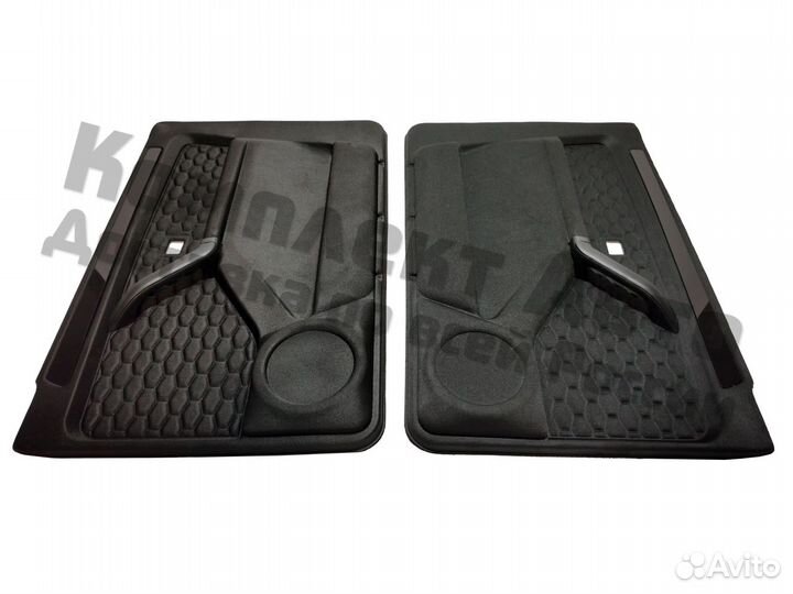 Обшивка карты дверей Нива Урбан