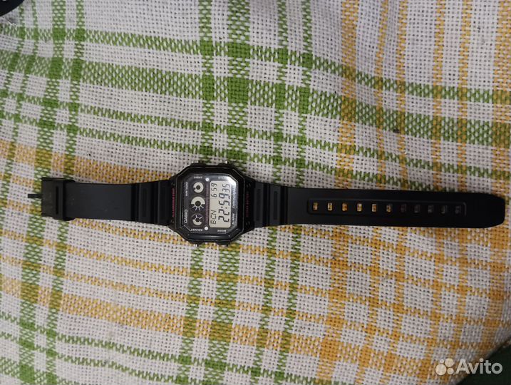 Часы casio WR100M