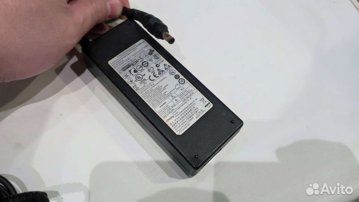 Блок питания для ноутбуков