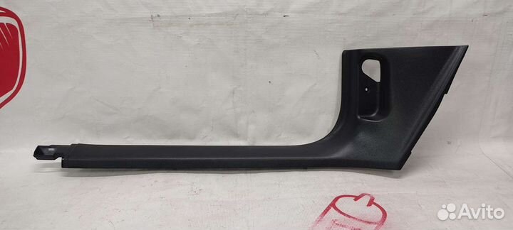 Накладка порога внутренняя передняя левая Skoda