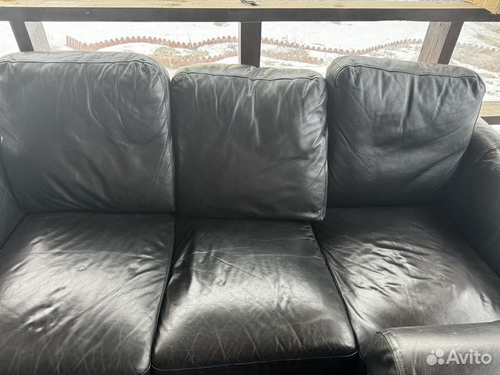 Кожаный диван раскладной бу