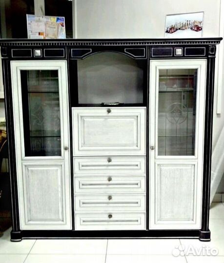 Буфеты и серванты