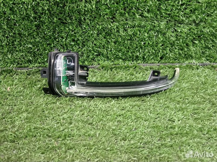 Повторитель поворота в зеркало левый Audi A5 8T 8T