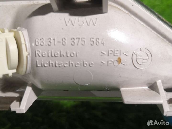 Плафон освещения салона задний правый BMW 3 e46