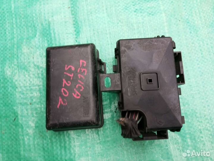 Блок предохранителей Toyota Celica ST202