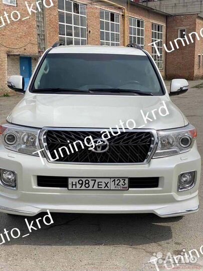 Обвес Toyota Land Cruiser 200 Q9011