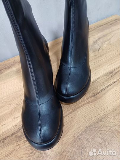 Полусапоги ботильоны ботинки сапоги 37,38,39 разм
