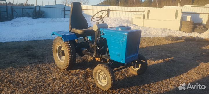 Мини-трактор, 1990