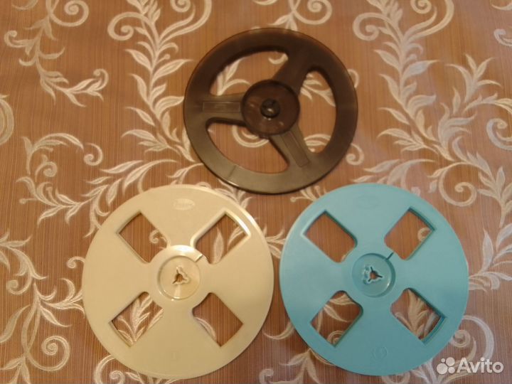 Катушки для катушечного магнитофона