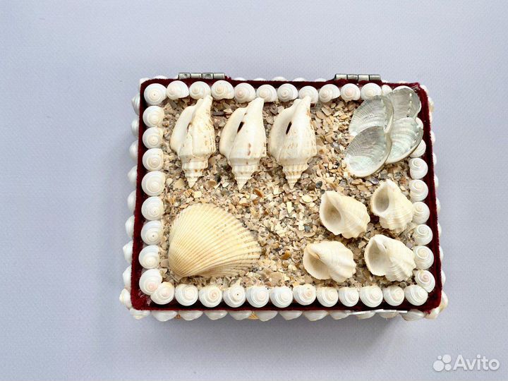 Шкатулка для украшений с ракушками