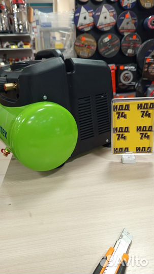 Компрессор воздушный б/масл. Сибртех BL1100вт