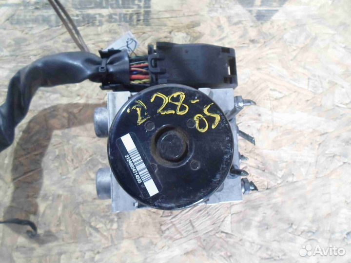 Блок управления тормозами/насос ABS Mercedes-Benz