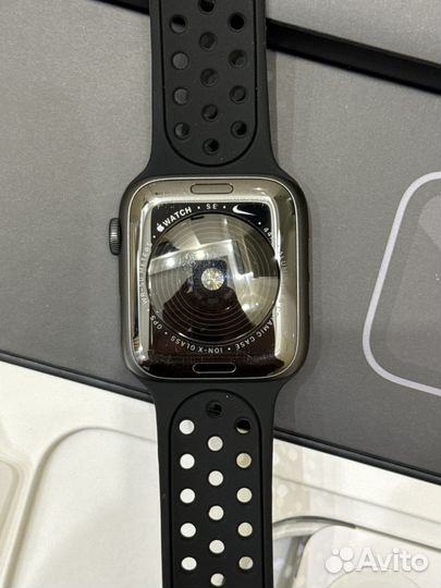 Apple Watch Se 44mm Nike Оригинал