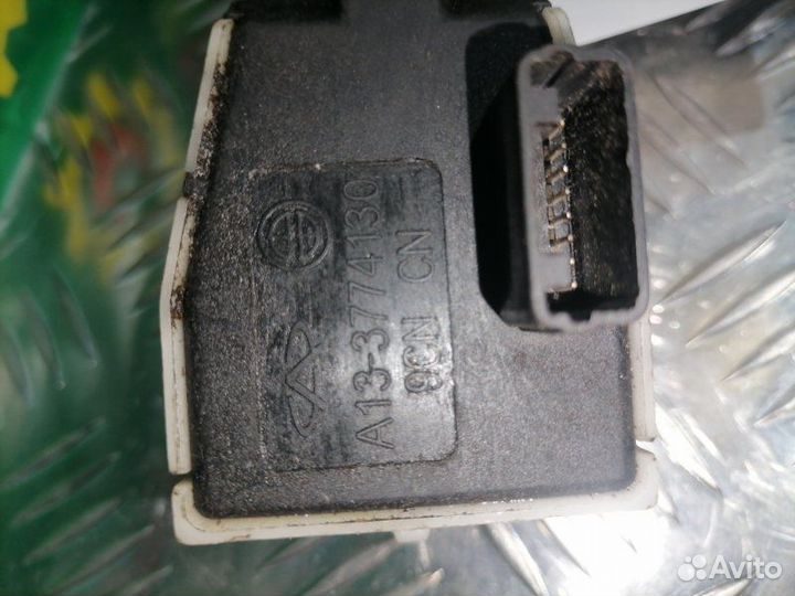 Подрулевой переключатель дворников Chery A13