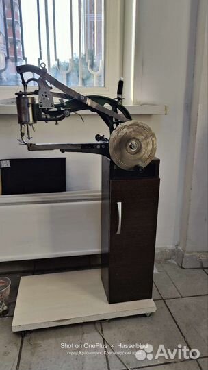 Рукавная швейная машина Версаль