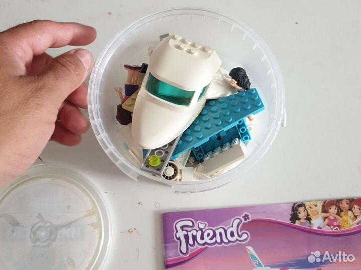 Конструктор Friend 10545 Частный самолёт 236 детал