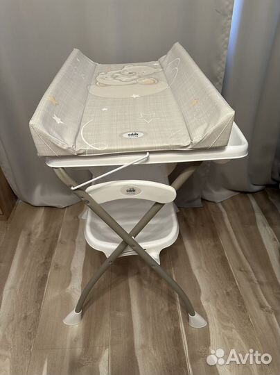 Пеленальный столик с ванночкой cam
