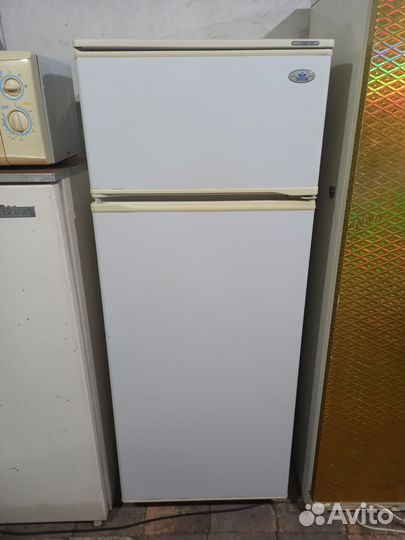 Холодильник Атлант 145см