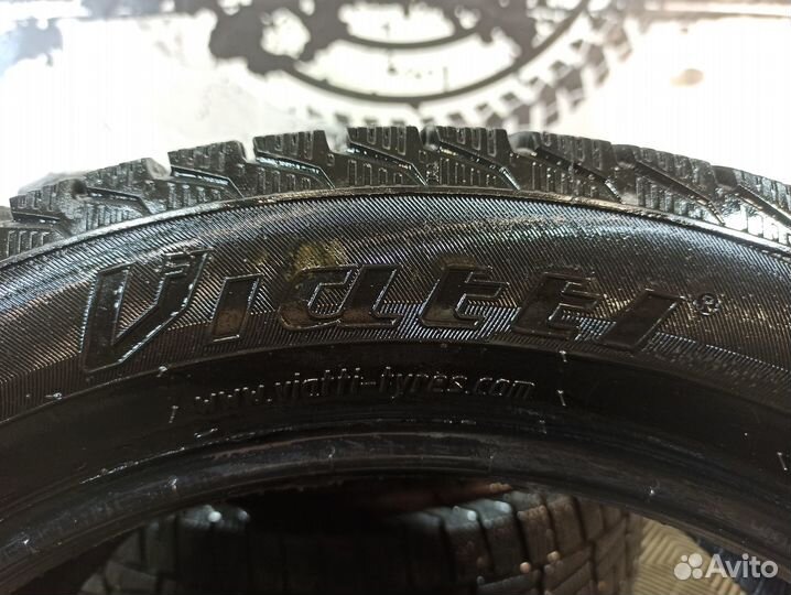 Viatti Brina V-521 215/50 R17 91T