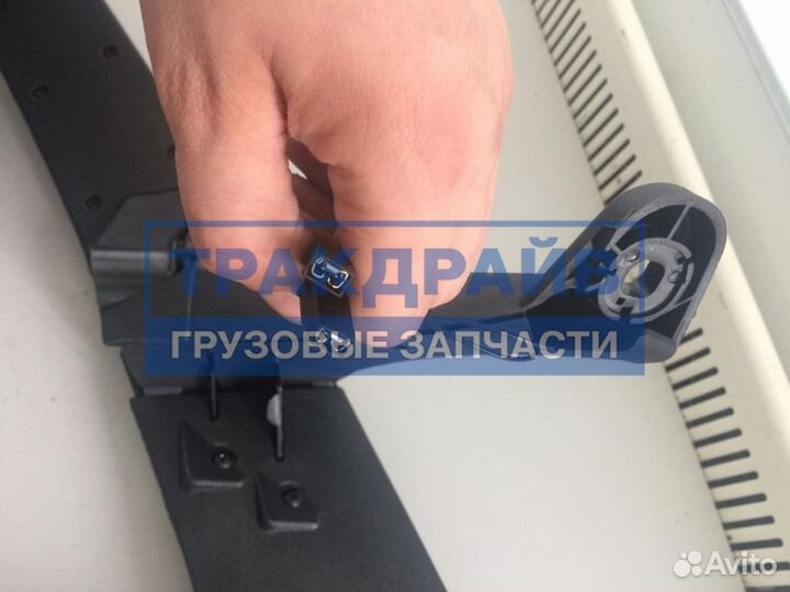 Зеркало Мерседес Актрос мп2 мп3 переднее бордюрное A9438105116