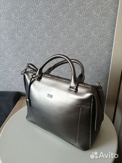 Сумка нат. кожа Fendi бронь до 14 июля