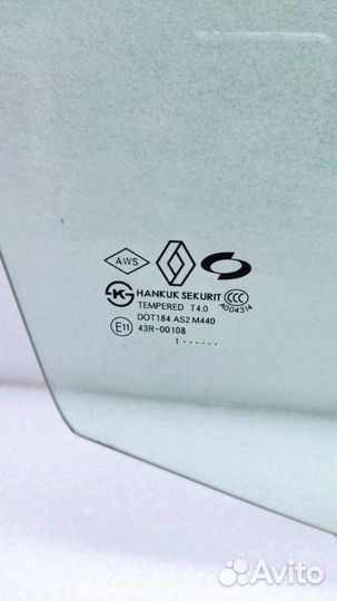 Стекло двери переднее правое Renault Koleos HY0