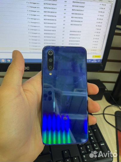 Xiaomi Mi9 SE 128Gb Ram 6Gb на запчасти