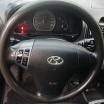 Hyundai Elantra 1.6 MT, 2008, 323 000 км, с пробегом, цена 630 000 руб.