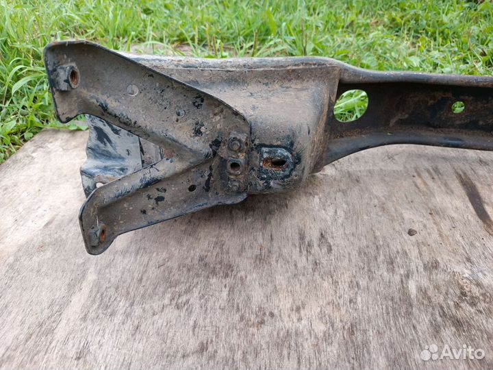 Балка подмоторная Ford Transit 6 2.4