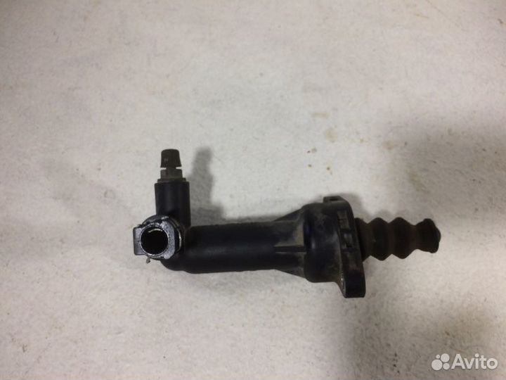 Рабочий цилиндр сцепления Audi Polo 1.6