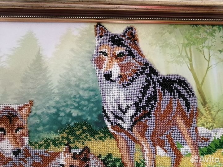 Картина вышитая бисером