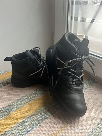 Ботинки кроссовки утепленные