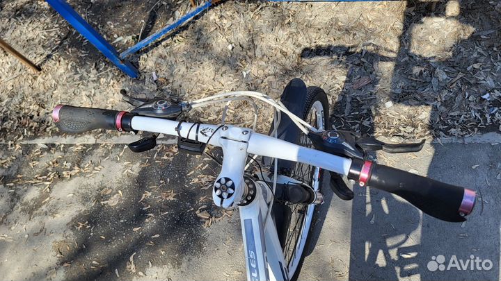 Велосипед горный IZH-bike рама 18, колеса 26