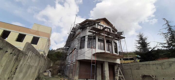 Дом 265 м² на участке 7 сот.