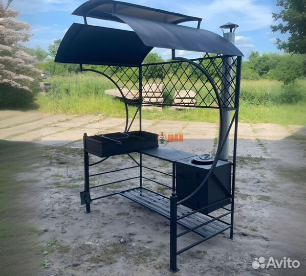 Мангал с крышей