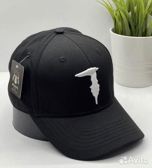 Кепка trussardi