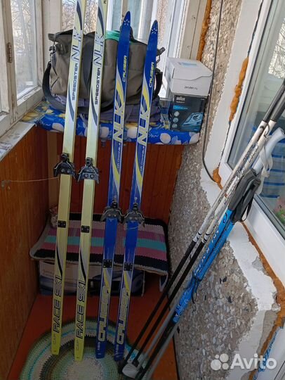 Беговые лыжи, палки