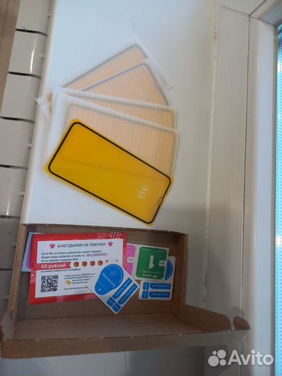 Защитные стекла на iPhone x, xr