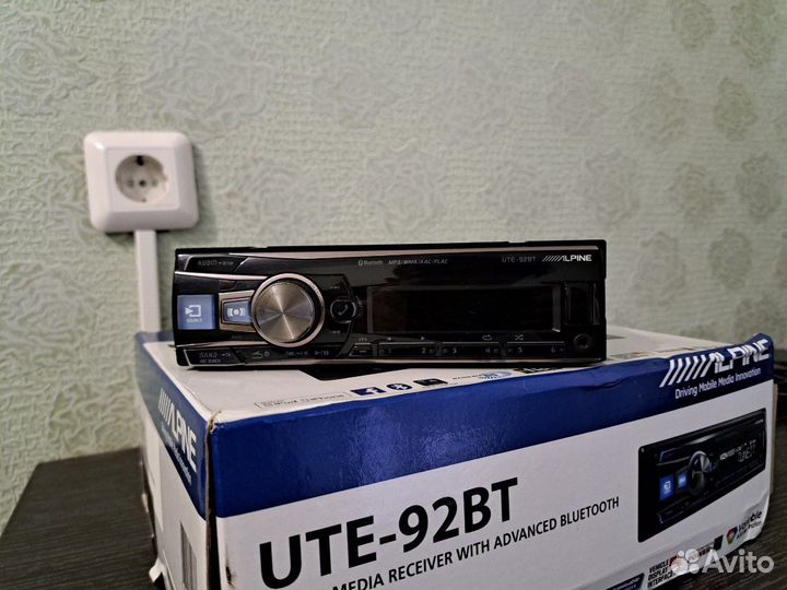 Магнитола Alpine 92 bt ute