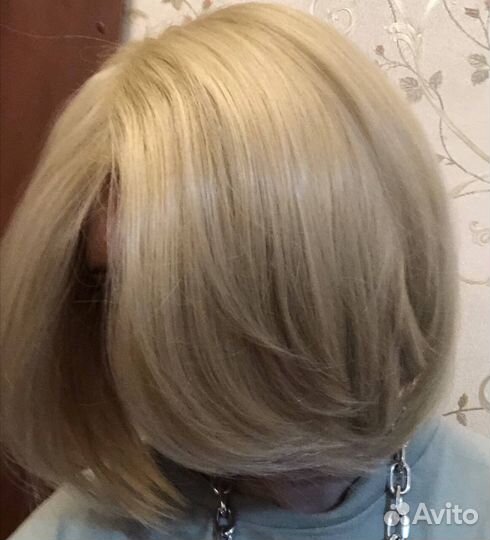 Светлый парик для косплея