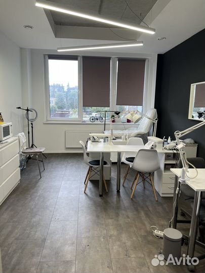 Аренда места мастера маникюра/педикюра