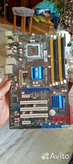 Материнская плата