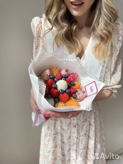 Букеты из клубники в шоколаде