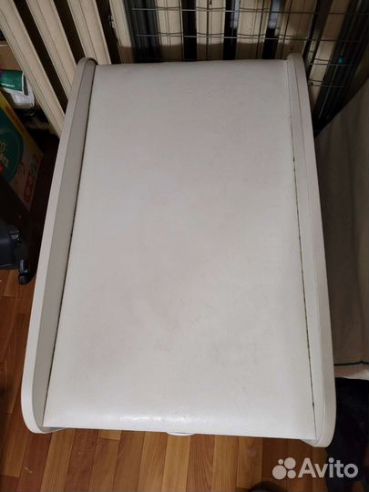 Тумбочка детская и части от детской кроватки