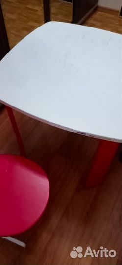 Детский стол и стул
