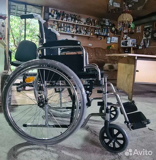 Инвалидная коляска с ручным приводом