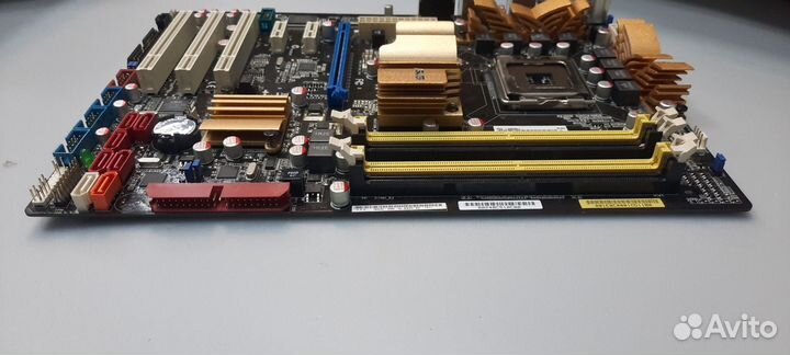 Б/У Материнская плата s775 asus P5Q