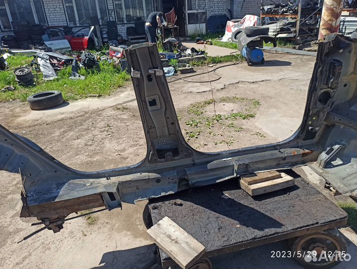 Порог левый со средней стойкой KIA soul 2009-2015