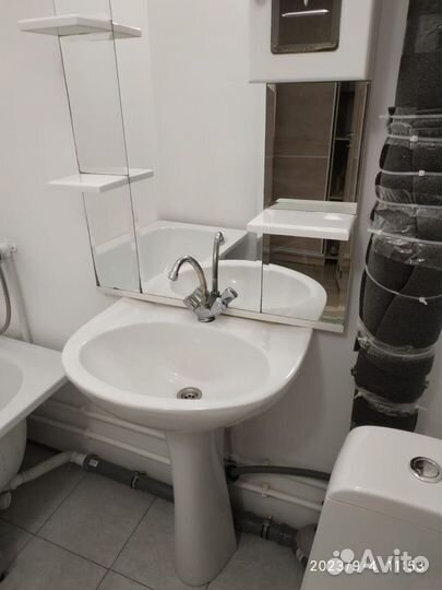 Раковина со стойкой