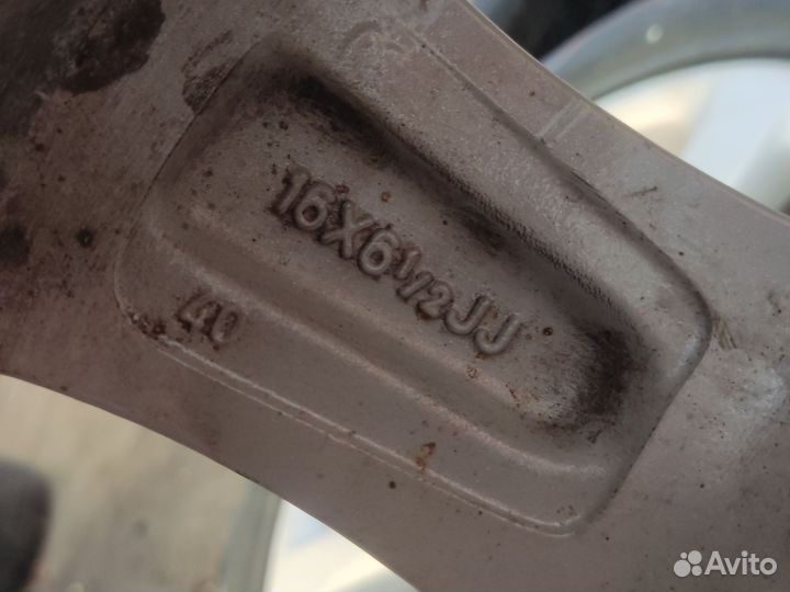 Колёса ниссан оригинал r16 5 на 114,3 5 штук